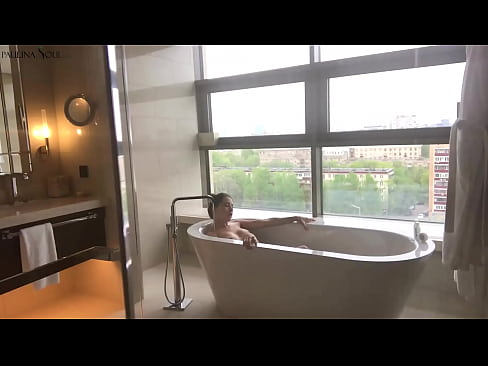 ❤️ Sayang yang luar biasa dengan penuh semangat menyentak vaginanya di kamar mandi ❤️❌ Video porno di id.kiss-x-max.ru ️